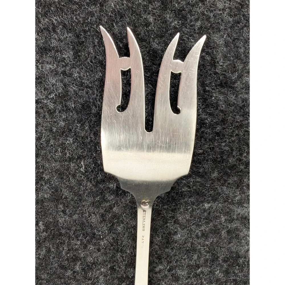 Durgin Gorham Fairfax Sterling Silver Serving Fork Monogram HML 1910 6 Inch 30g